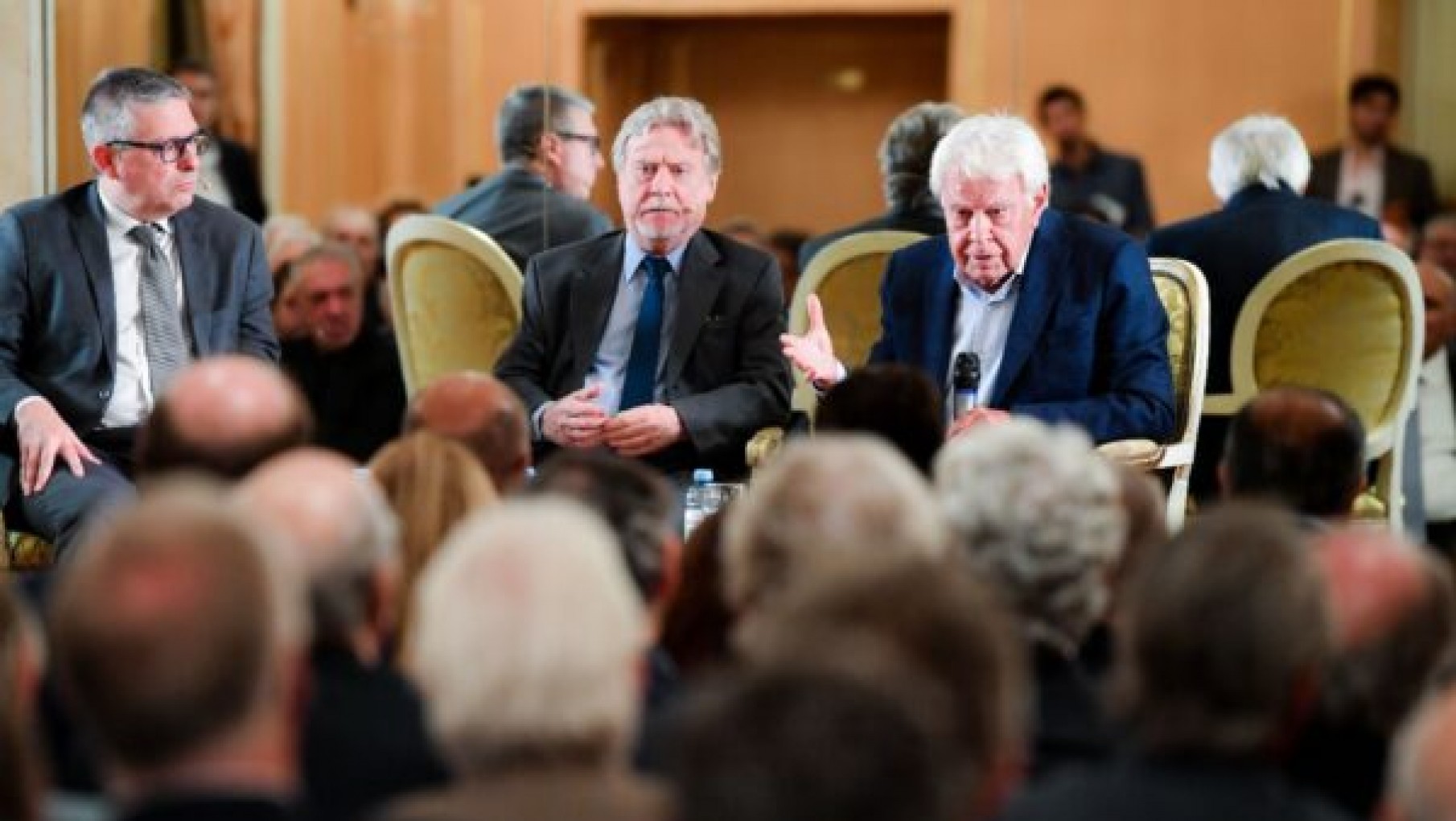 Ex presidente español marcó cuál es el rumbo que debería tomar la economía argentina